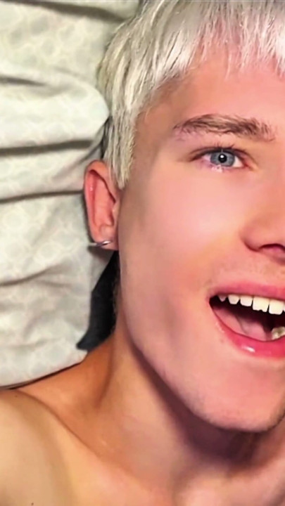 Futut de twink, deep throat, faciale | Clip 3