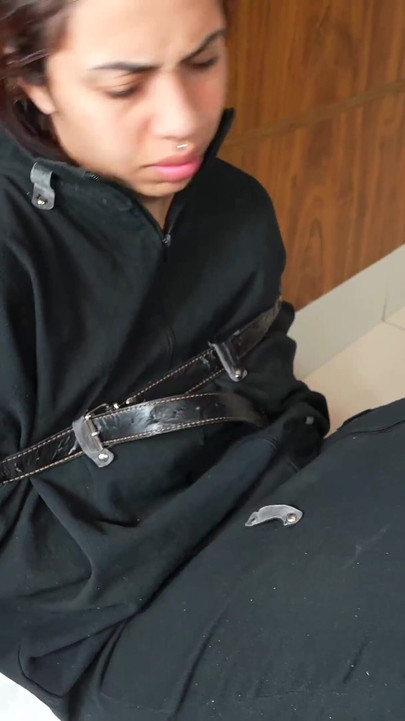 Deep Feet Lesbian Domination Top Girls - Swallow My Sexy Feet Bitch!