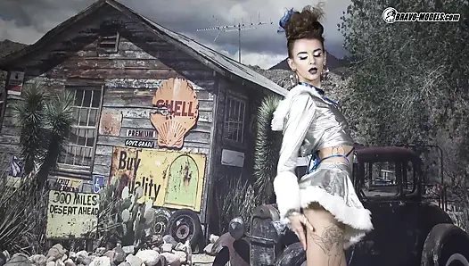 422 - Adelle Unicorn