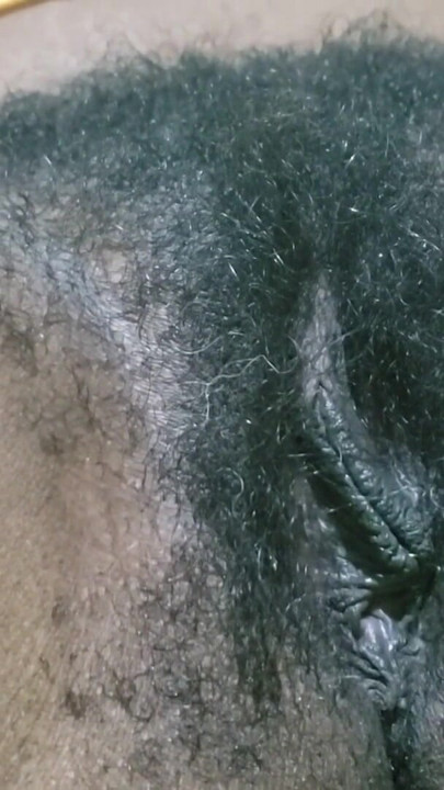 Chubby Redhead Babe & Hairy Pussy Close Up Embraces Intense Desire with Fiery Energy | Clip 1