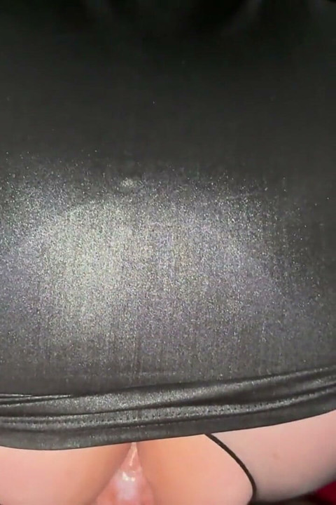 Oh My God!! on the First Date He Tasted Her Sweet Pussy Then Fucked Her Hard From Point of View and Let His Warm Cum in Her