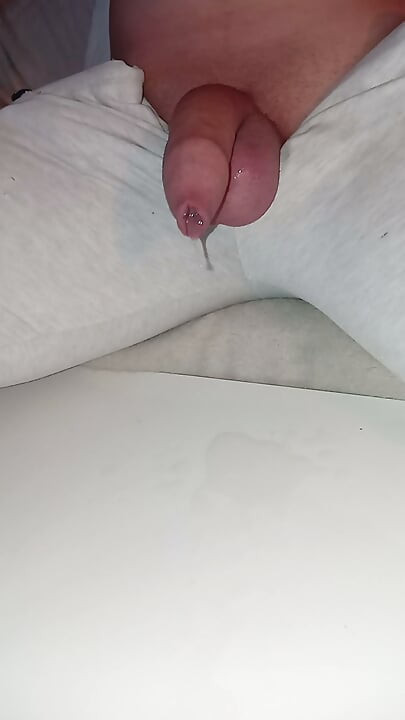 Riesiger Cumshot in 6 Etappen