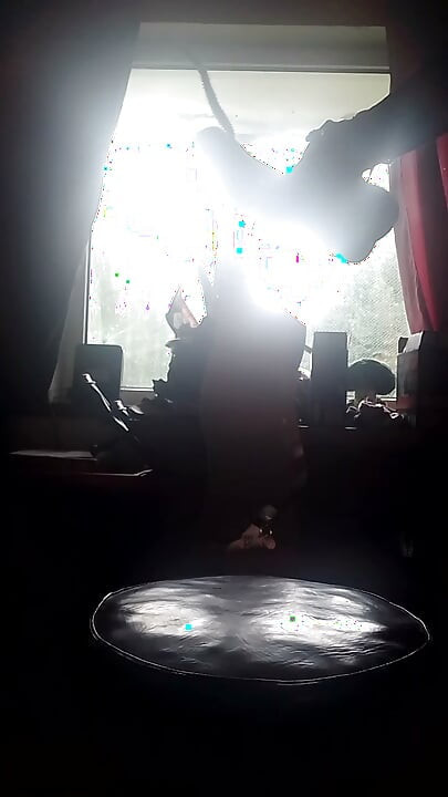 Rozevřená roztoužená děvka
