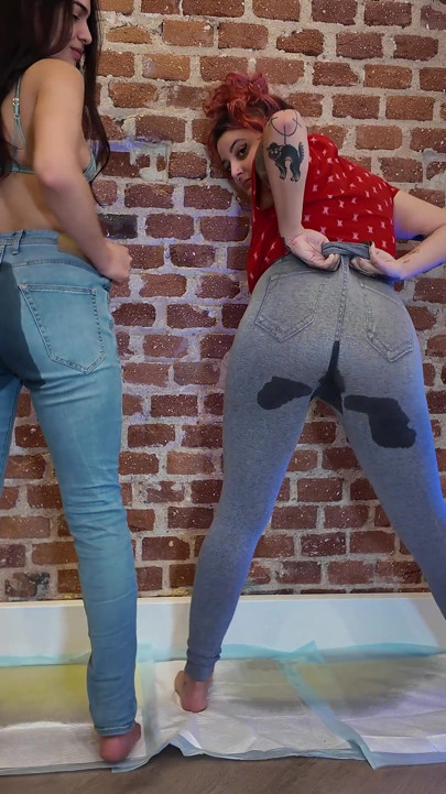 Rebeca Addams and Ana Spears Peeing on Jeans Show off