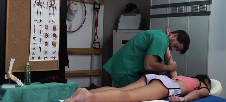 My Boss Is Horny and Fucks Me with a Tip
