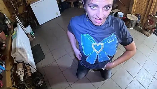 Tight Jeans Dance Slut Gagging Facefuck & Cum on My Tangas