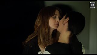 Catherine zeta-jones e rooney mara - beijo lésbico quente 4k