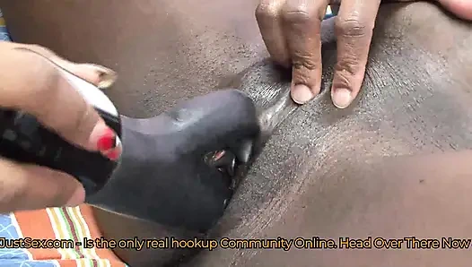 Ebony Preggos Masturbate and Fuck with a Dildo (Lesbian Barefoot And Pregnant)