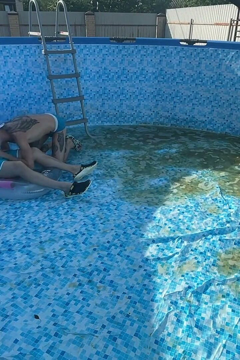 #395 Boss Fucks Guy at the Bottom of the Pool While Neighbors Watch Them