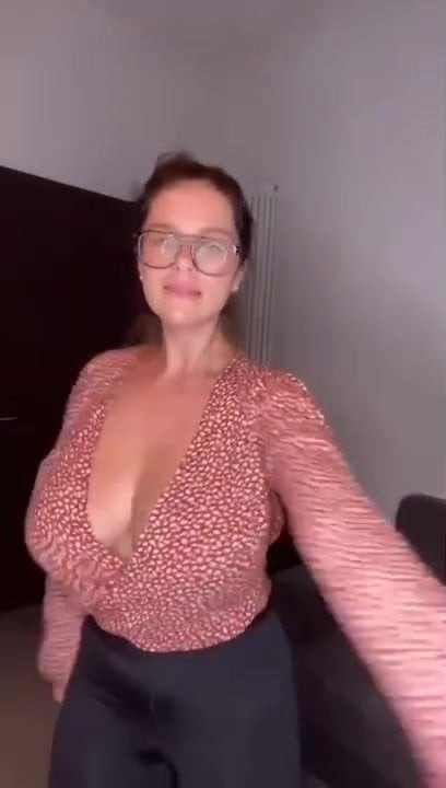 Exquisite tits (Tetas exquisitas)