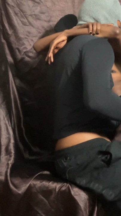 Tiny Lovet Ride Me Sitting