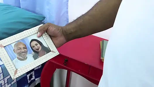 Мой муж казался сожалеющим... Но это были просто внешности