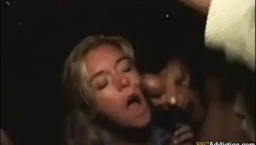 Büyük zenci yarağı bağımlılığı -% 100 amatör ve ev yapımı porno videoları. Orta yaşlı seksi kadınlar büyük zenci yarağı bağımlısı ve ırklararası sikiş