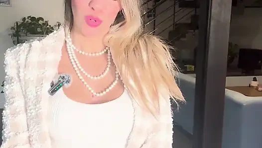 Tunduk pada porno pijat aktris pornomu Polly Gardel