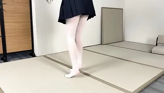 Straight Arm Plus Japanese Reverse Tie Folded Leg Semi-suspension