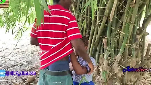 Julietsimeon the girl, dientot sama petani di semak-semak.