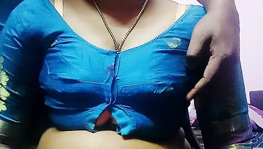 Hot indian aunty wants my big cock