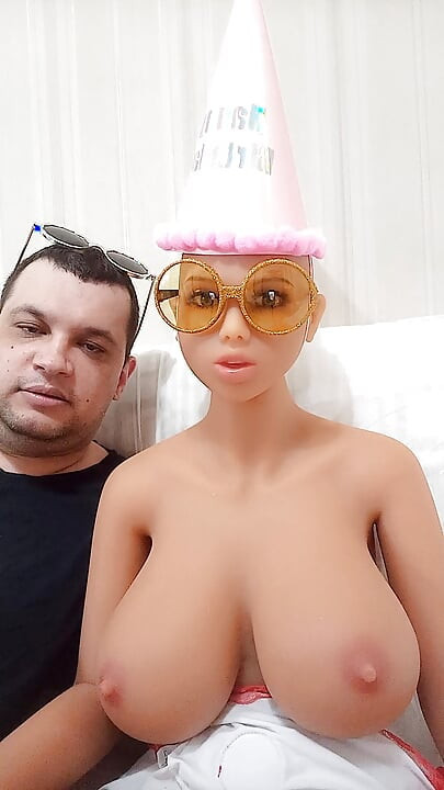 Tourist breasts doll mondial 2026  San Francisco