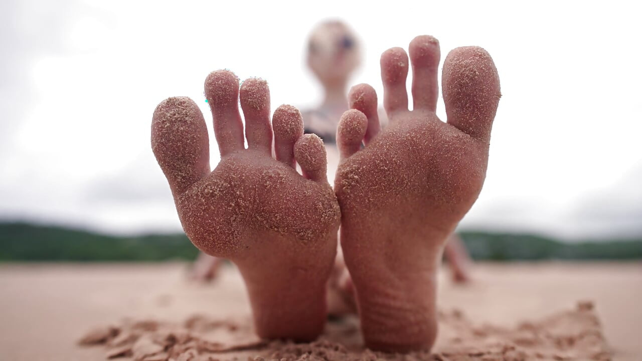 Worship My Feet on Public Beach and Get My Permission to Cum
