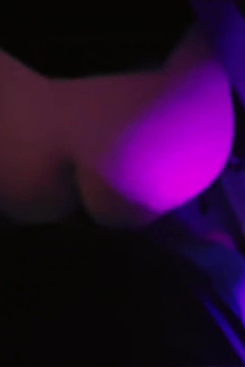 Konobarica jebe kolegu s posla prije nego što odustane