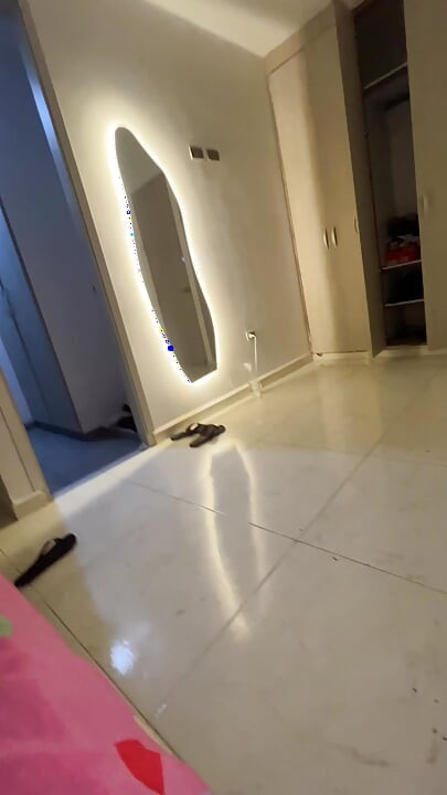 義理の兄のチンコに乗って、何度も乗ってる