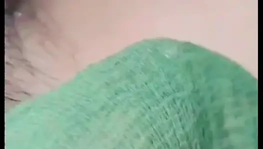 Jika kamu siap untuk bercinta, biarkan aku membersihkan rambutku.