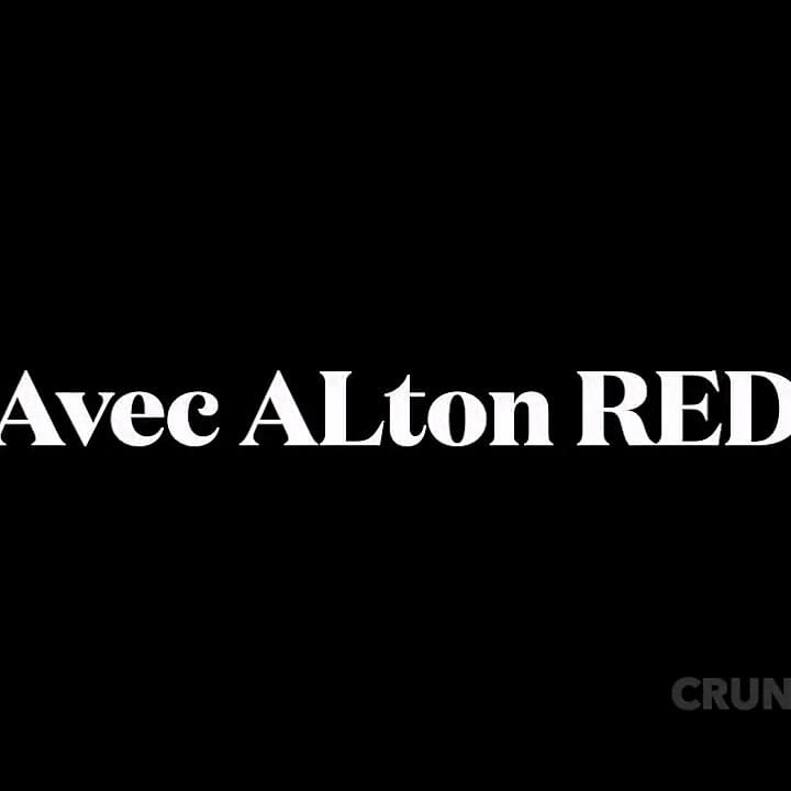 マドリッド出身のセクシーな男の子がxxlコックで生使用