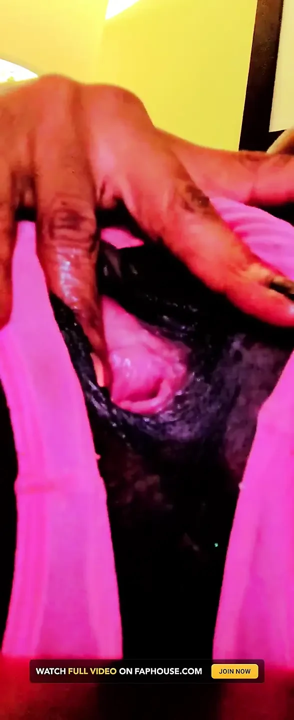 粉色阴户粉红色的混蛋