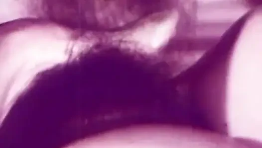 Jilat memek sambil fingering memek sampai orgasme