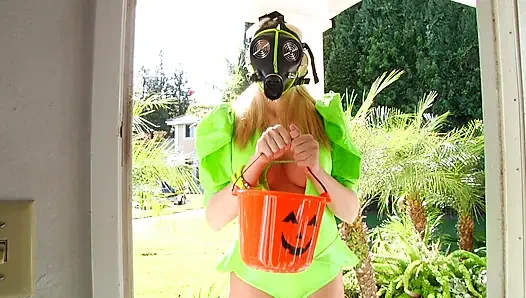 Katie summers si cewek seksi lagi asik ngentot sampai dicrot sperma hangat