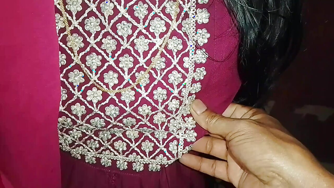 Indian Mallu girl gets fucked by her husband while he is bent over