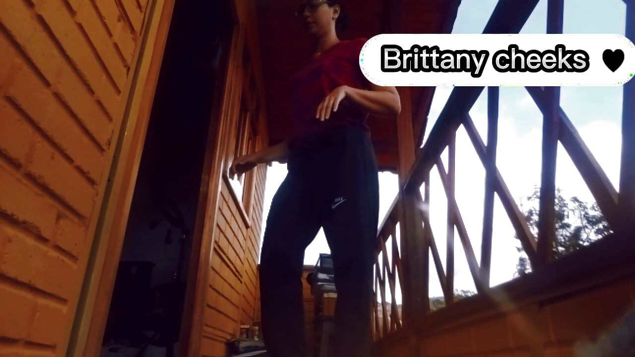 Enjoying The perfect start to the morning with exercise