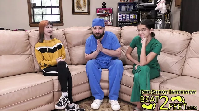 Foot Casting Couch - Ditria Rose