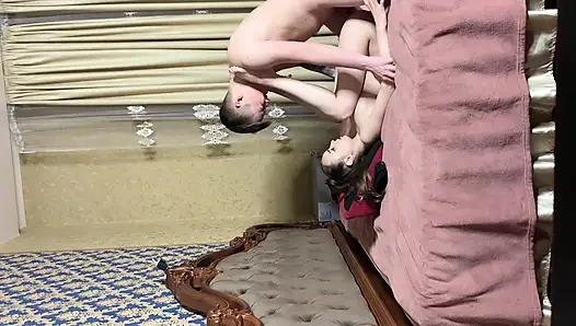 Dia membiarkan dirinya untuk tidak menahan Sheer MisssVikki