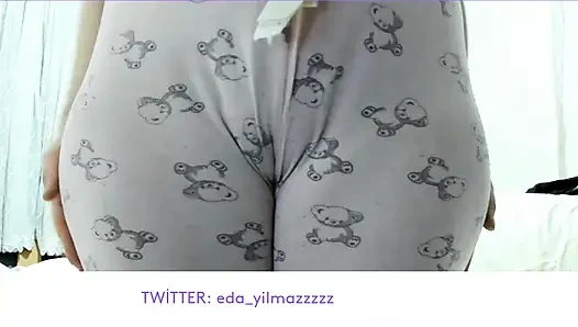 CAMELTOE- MASTURBATION IN PAJAMAS- TURKISH MILF- TURKISH PORN