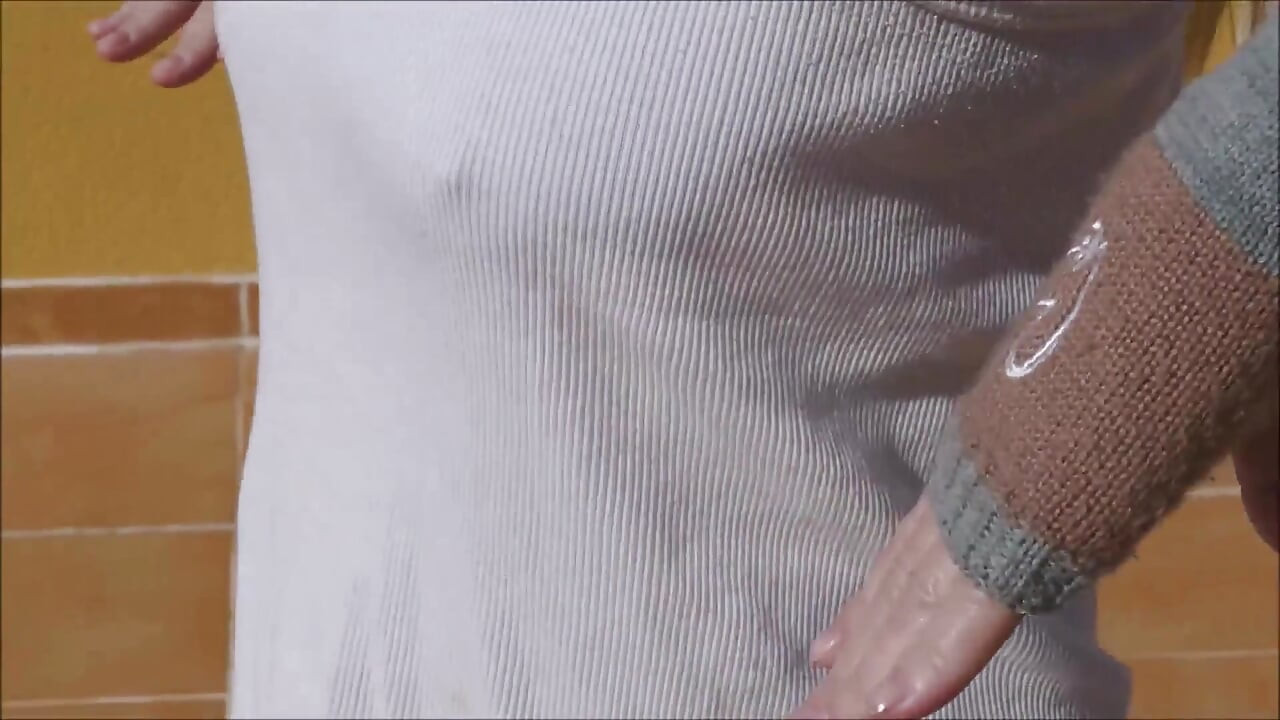 POV-tyylin käsihomman laukaus sorminaimisen ja ulkoilun jälkeen