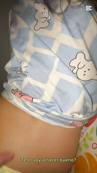 แชร์เตียงกับลูกพี่ลูกน้องสาวแอบจับได้ว่าเราเกลี้ยกล่อมให้ฉันเย็ดเธอ