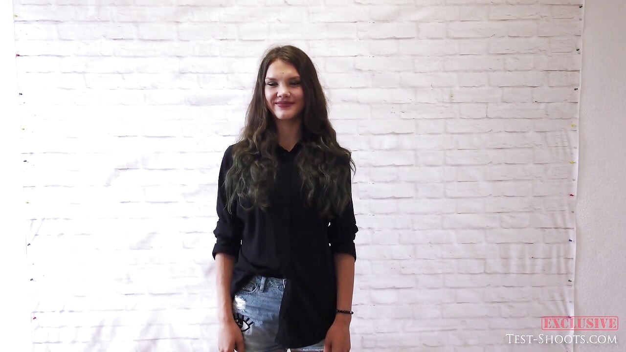 Video casting desnudo con la gimnasta artística Polina