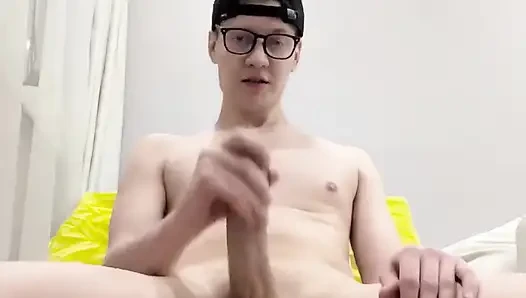 Tam yüz ve kamera önünde boşalma