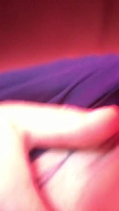 Rose analni cumshot egzibe na otvorenom