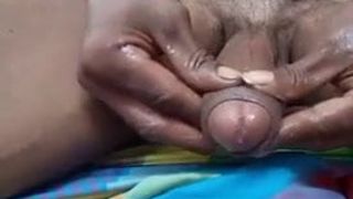 Grande polla sri lanka gay masturbación con la mano