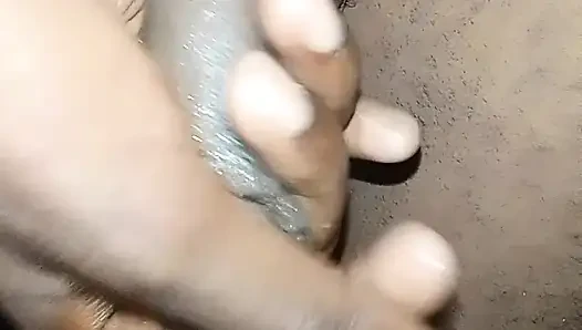Akşam evde yağlı mastürbasyon