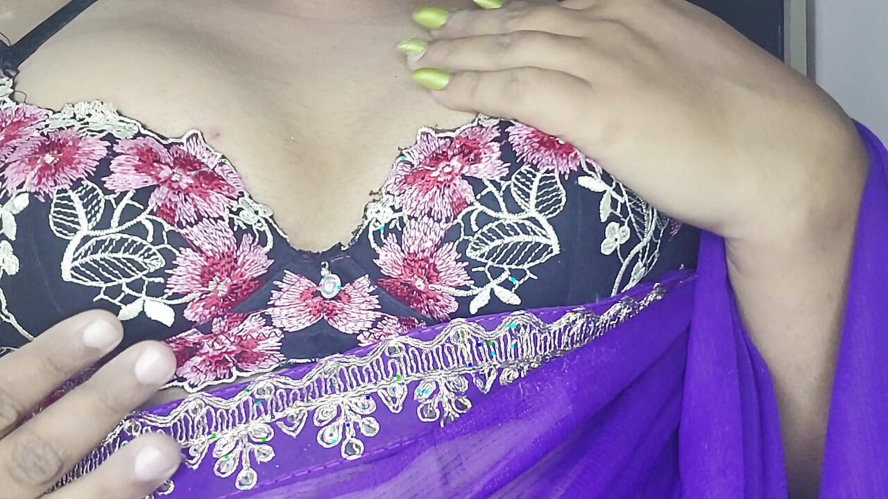Chek Out My New Saree Do You Like It