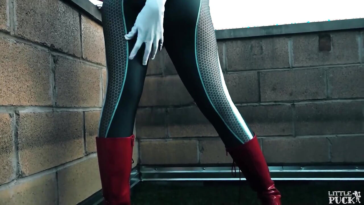 veb mera chipchipa garbh . Spider Gwen