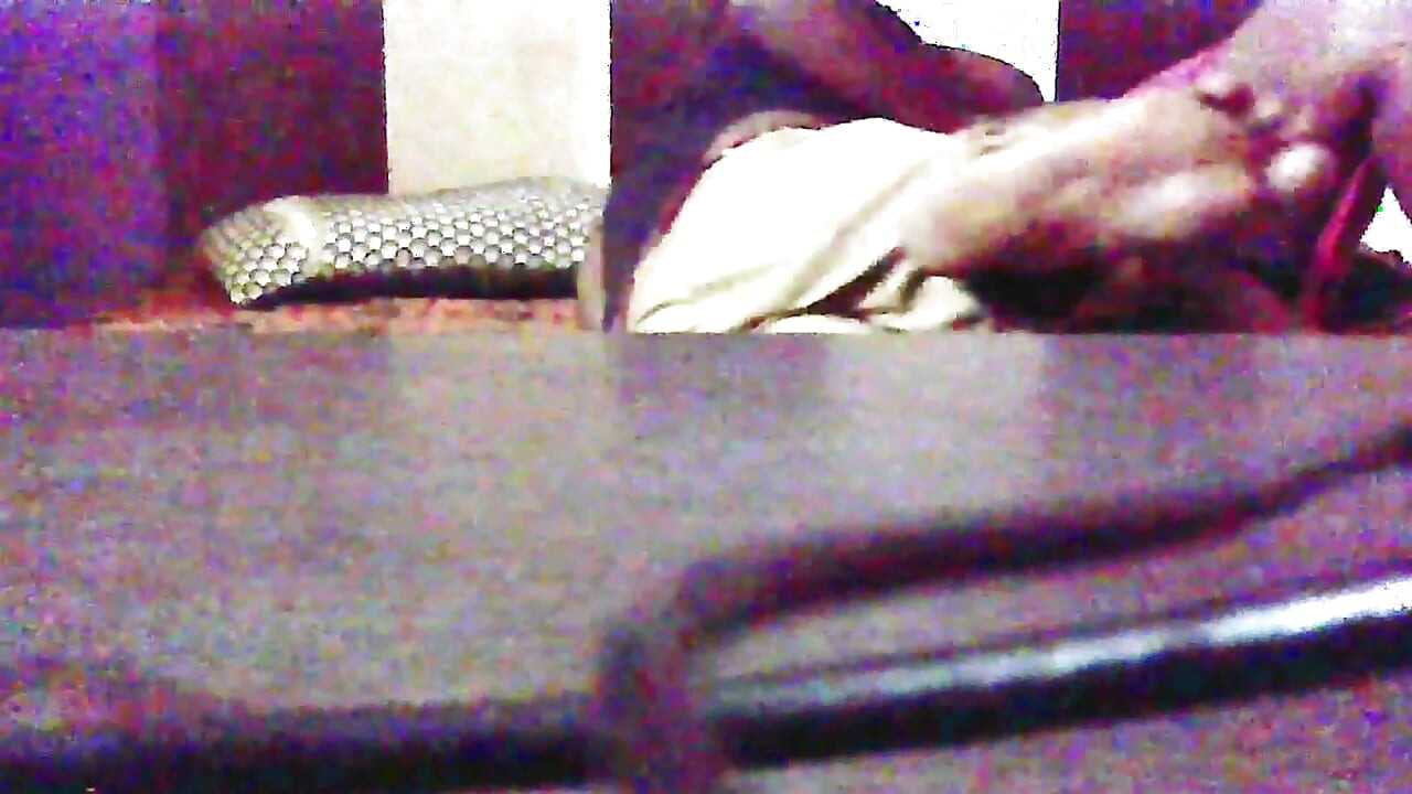 繼兄和繼妹在獨處時間做愛