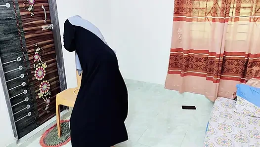 Hijabi stepmom need big dick for face fuck so stepson help her hot xxx