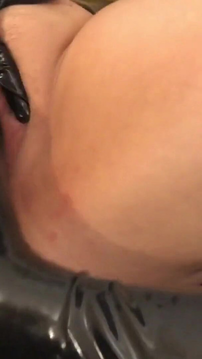 Detik tidak dapat dilupakan dari "Pancutan mani lateks dan kencing diminta oleh latexlove111"