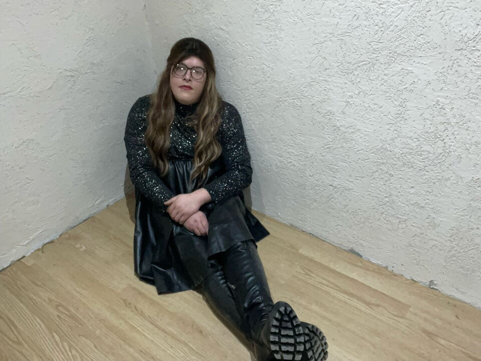 Trans woman masturbates herself and, the full load is then also well cleaned