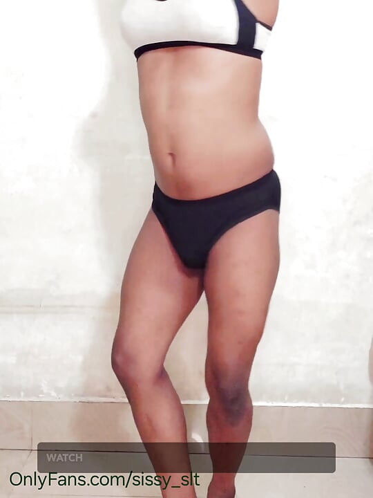 Pakistani Kinner Hijda Sexy Baked Dance