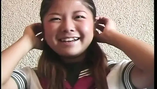 Bu üniversiteli kız sert seanstan zevk alıyor